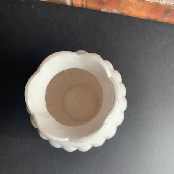 VASE - 6.5in Ceramic, white, fluted, scalloped, ridged vase, 3.75in opening - Picture 2 of 7